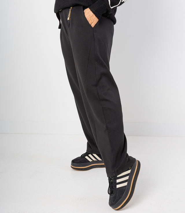 Women's banana fit fabric pants with belt LILIANA