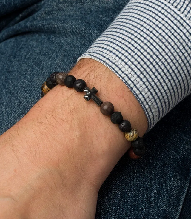 Men's bracelet with natural stones