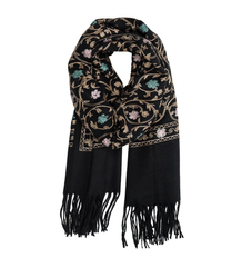 Women's patterned shawl with tassels 