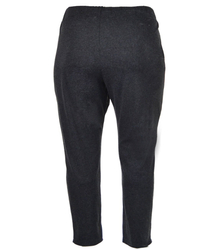 Women&#39;s fabric trousers with a BAGGY tab