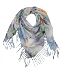 Delikatna elegancka kobieca chusta szal z frędzlami