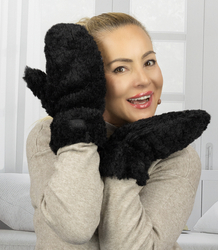 Women's gloves with soft sheepskin fur