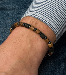 Men's bracelet with natural stones