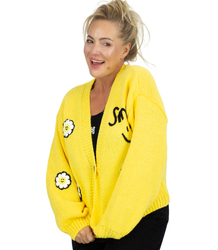 Modny kardigan sweter z naszywkami na guziki