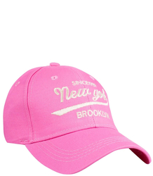 Embroidered baseball cap decorated with the inscription NEW YORK