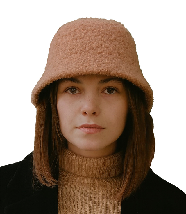 Women's hat made of soft teddy fabric