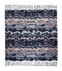 Wavy delicate pattern scarf with tassels
