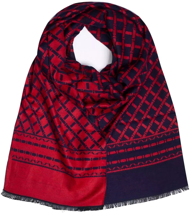 Men's scarf with tassels in patterns