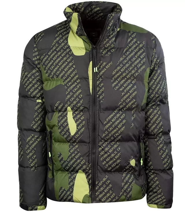 Men&#39;s quilted sports jacket with a camo stand-up collar