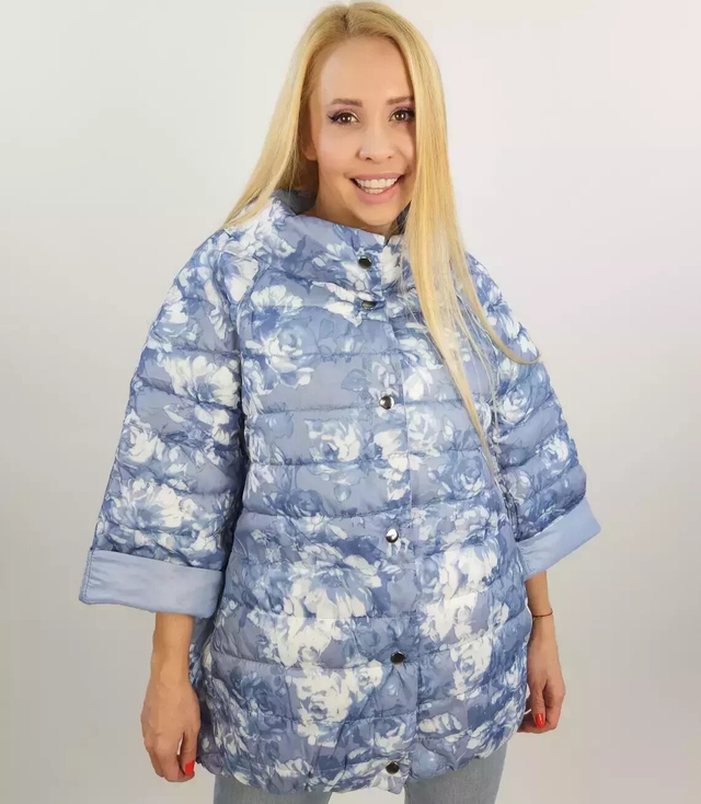 Short reversible flower transitional jacket