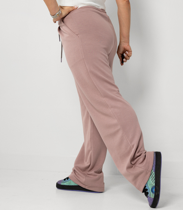 Comfortable sweatpants made of soft material with white insert at the waist LUNA