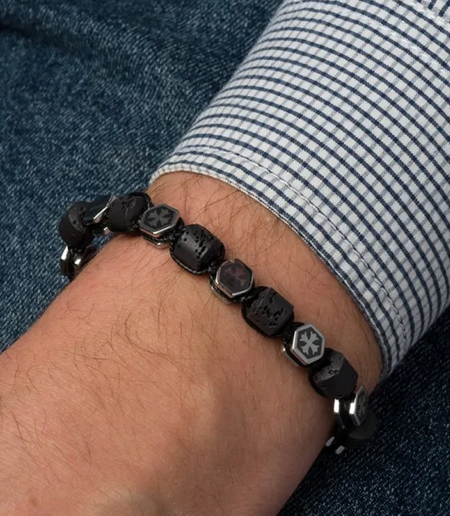 Men's bracelet with natural stones