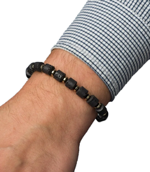 Men's bracelet with natural stones