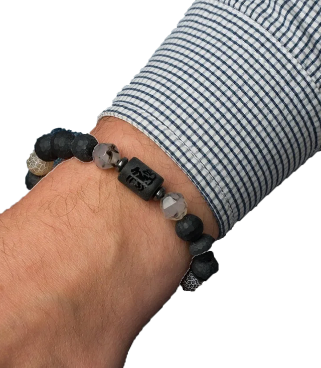 Men's bracelet with natural stones