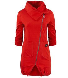 Thin long sweatshirt with a diagonal zipper and a BEATA neck warmer