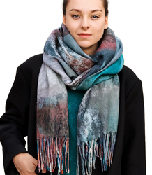 Women's scarf with tie-dye tassel motif