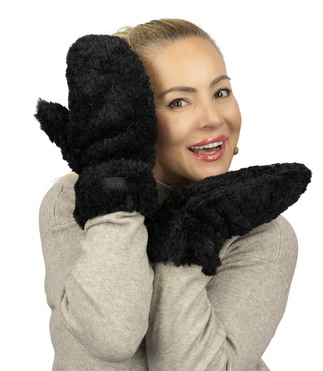 Women's gloves with soft sheepskin fur