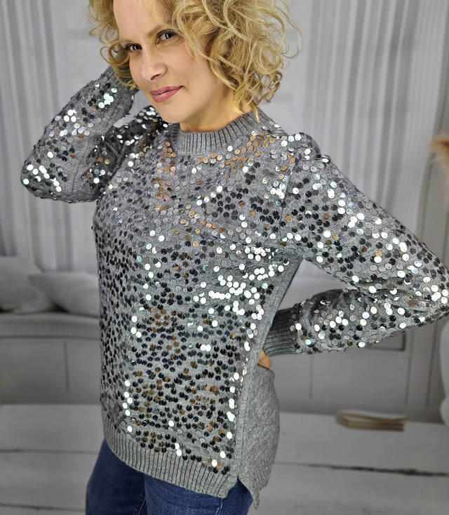 Warm women's sweater front with large sequins fashionable ALEXIS