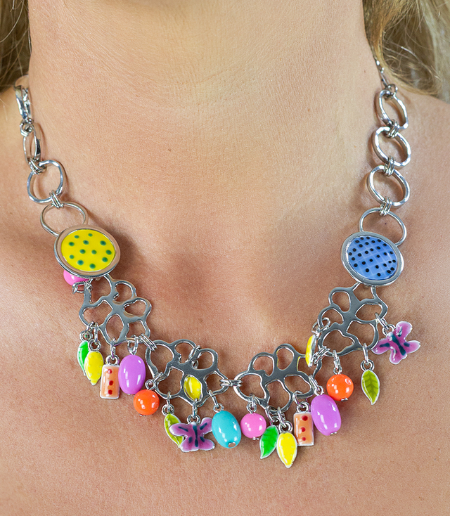 Rich stainless steel necklace with colorful pendants