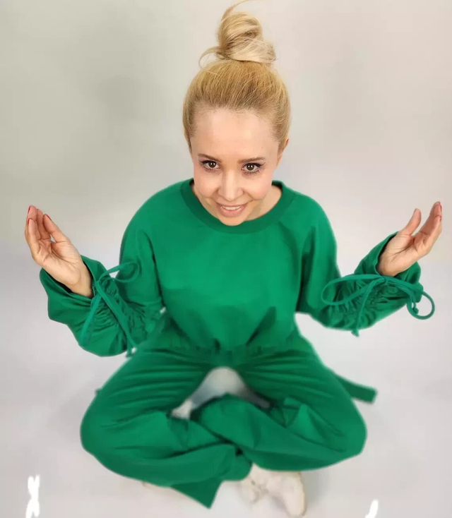 Tracksuit flared pants sweatshirt fitted set