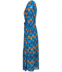 Zwiewna sukienka w print all over pasek