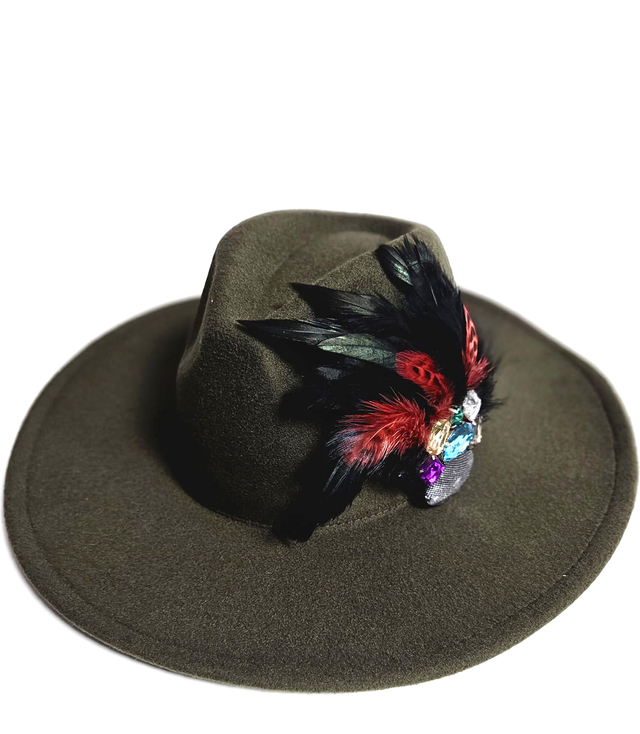 Elegant women's hat with large brooch with feathers and colored zircons