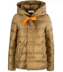 Short quilted transitional jacket with a hood