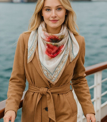 Elegant women's scarf with an insane 70x70 pattern