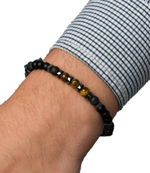 Men's bracelet with natural stones