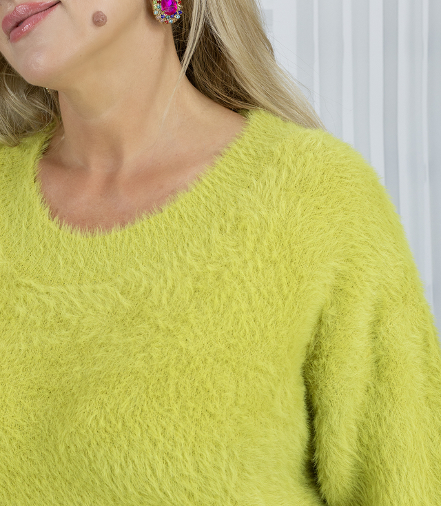 Puszysty sweter sukienka dzianinowa okrągły dekolt FLUFFY
