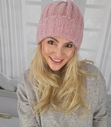 Stylish women's winter beanie hat