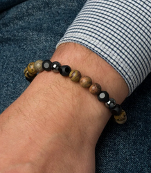 Men's bracelet with natural stones