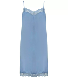 Satynowa sukienka z koronką na ramiączkach