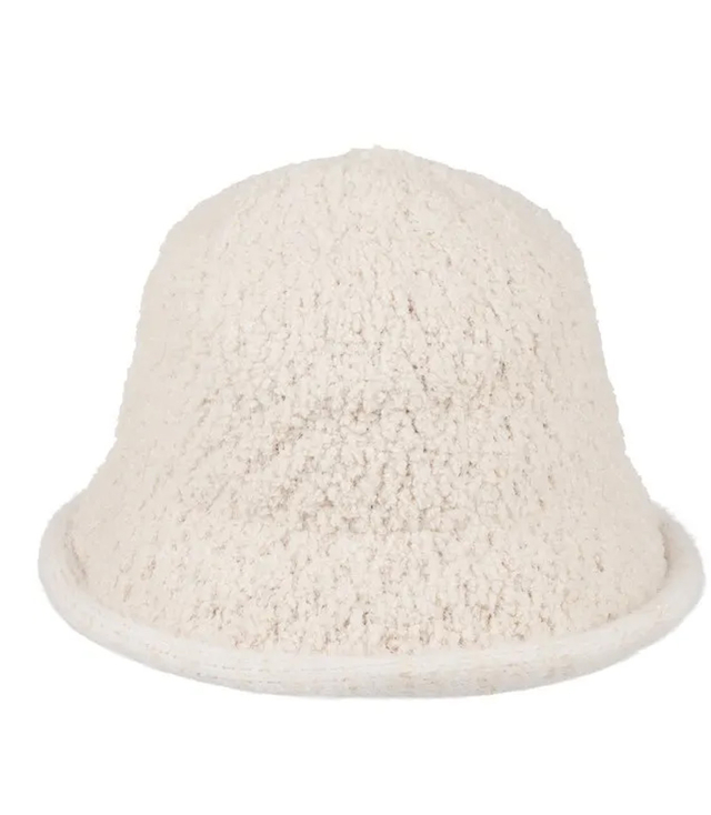 Women's hat made of soft teddy fabric