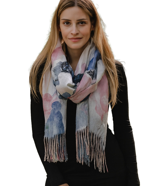 Women's scarf with floral motif and tassels elegant