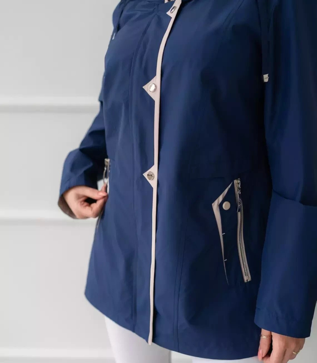 Damska kurtka przejściowa kaptur AGATA