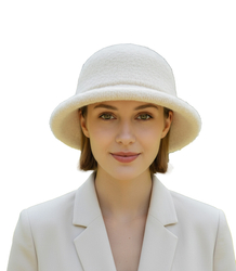 Women's hat made of soft teddy fabric