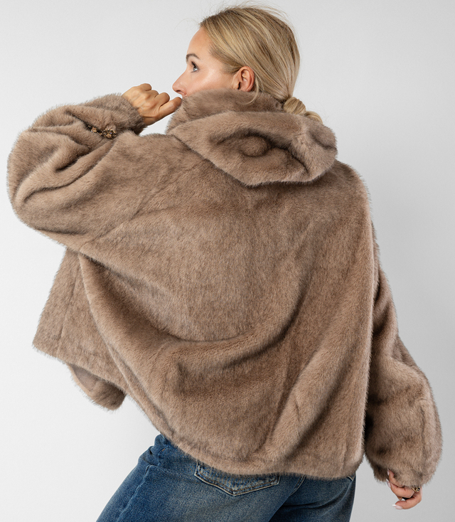 Luxury fur trapeze cut with gold elements AURORA