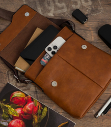 Men's SMALL rectangular padded bag elegant