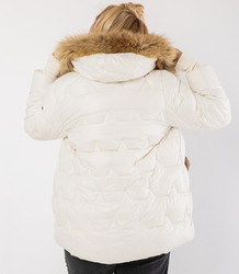 Pikowana kurtka zimowa z kapturem futerkiem ARIA PUFF PLUS SIZE