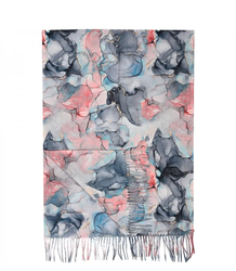 Elegant scarf with tassels