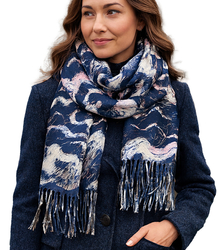 Women's scarf with geometric motif tassels