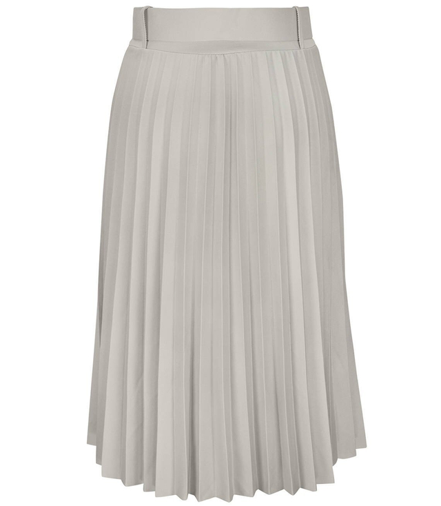Fashionable pleated skirt with belt