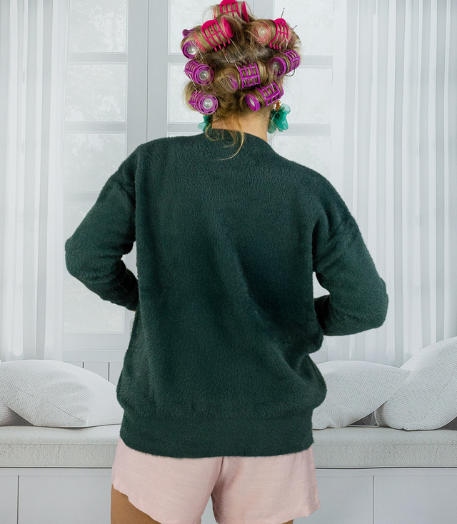 Krótki kardigan sweter rozpinany z puszystej dzianiny "COCO CHIC"