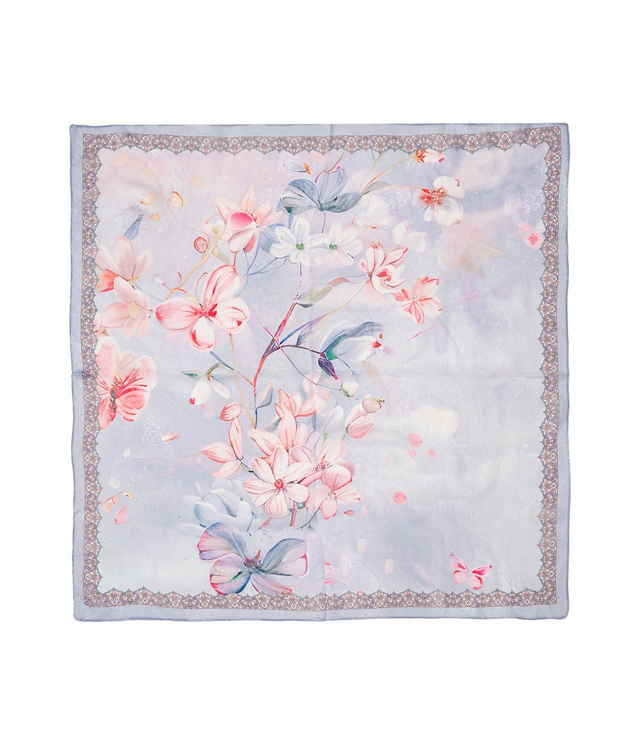 Elegant women's scarf with an insane 70x70 pattern