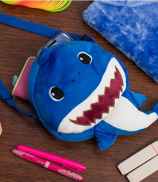 Children's plush shark-shaped handbag Adjustable strap