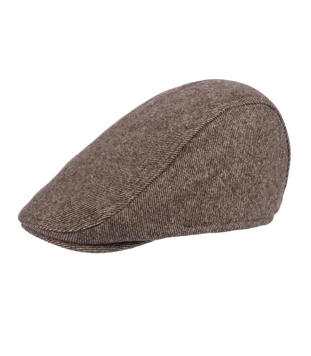 Stylish smooth men's helmet Universal color scheme