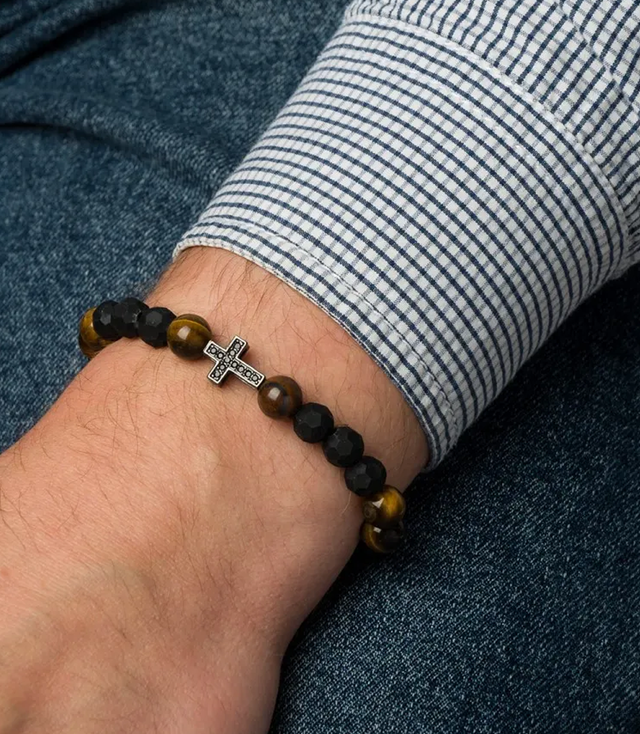 Men's bracelet with natural stones