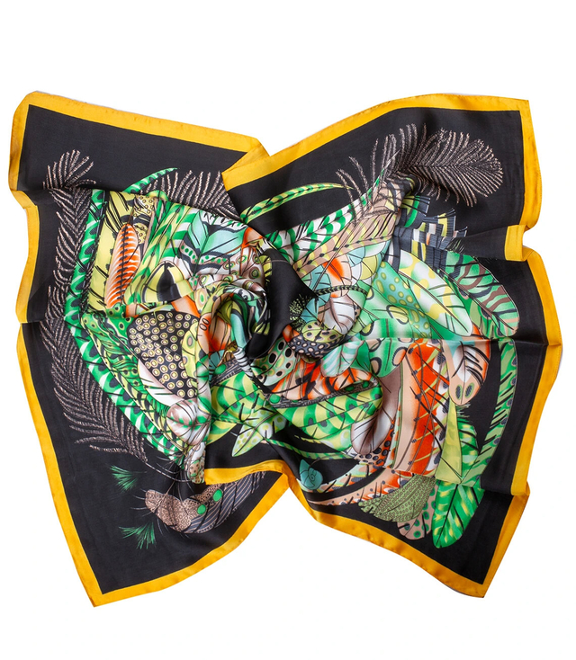 Chustka delikatna elegancka apaszka ozdobiona przepięknym wzorem