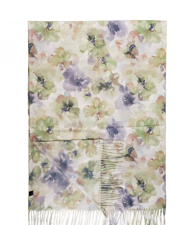 Women's scarf with floral motif and tassels elegant